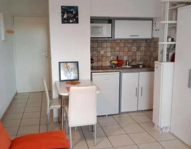 2 Personnes Proche Et Commerces - 2phoe504 아파트 카네트